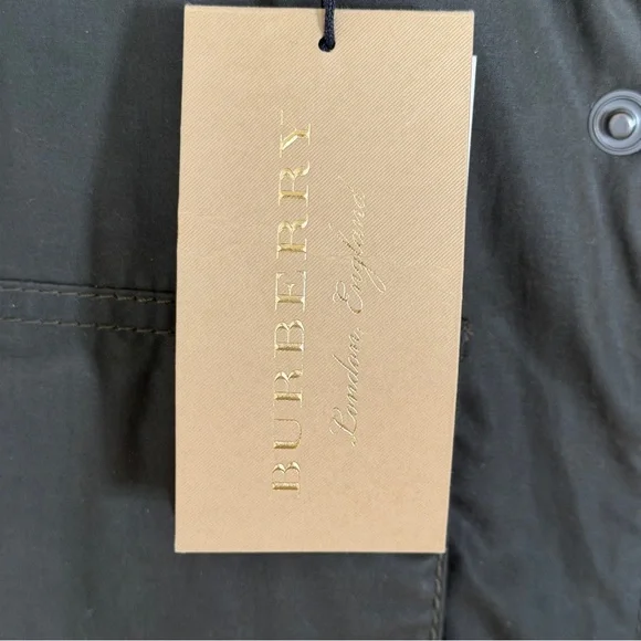 Burberry Men's Olive Green Vest - Picture 5 of 14